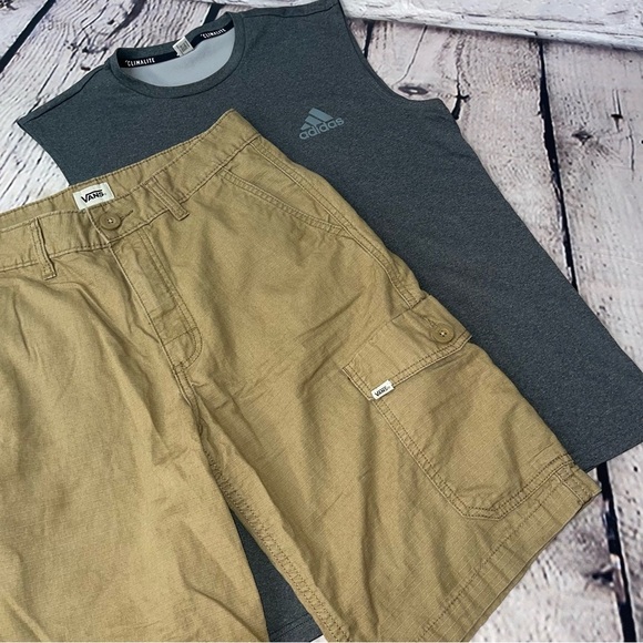 Vans board shorts size 28 - Picture 1 of 2